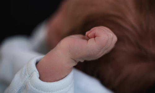 newborn-baby-hand