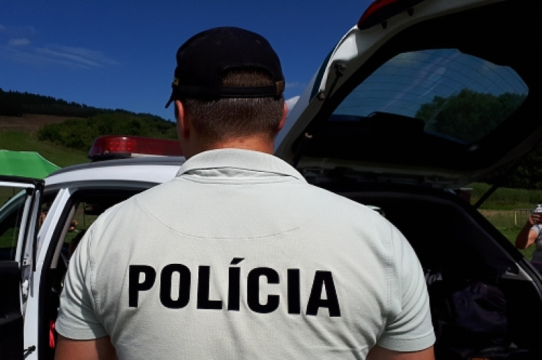 policia-redakcia